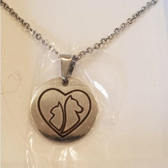 NWT FANERY SUE NECKLACE (FOR LOVE AND MEMORY) Dog and cat outline pet owner - Picture 2 of 3